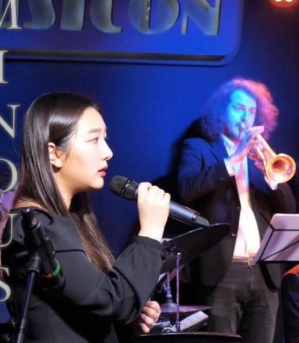 Luminous Vibes, Hyejung Jung