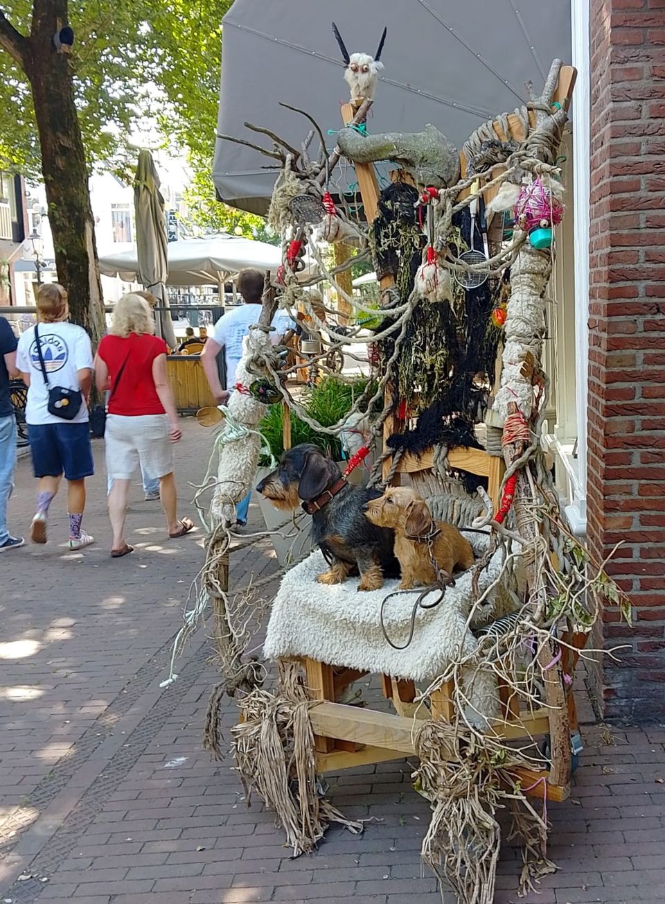 The Great GROÛNDmonster - met twee Duitse tekkeltjes