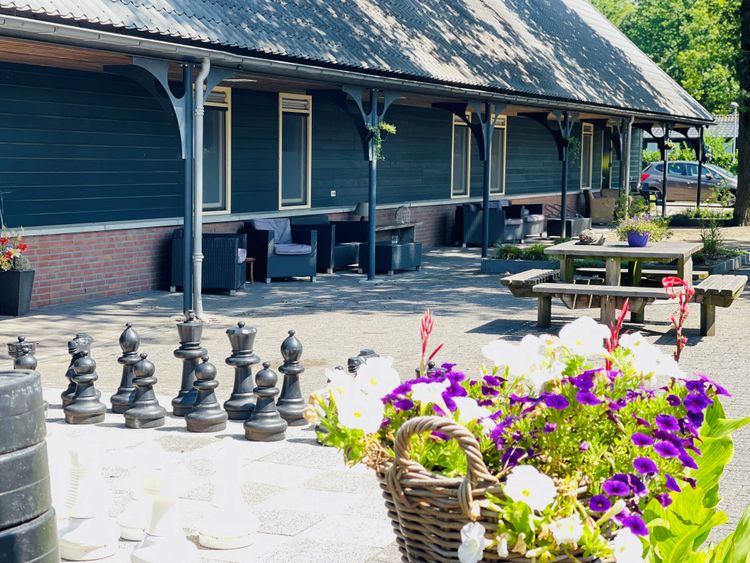 Zij aanzicht Hotel