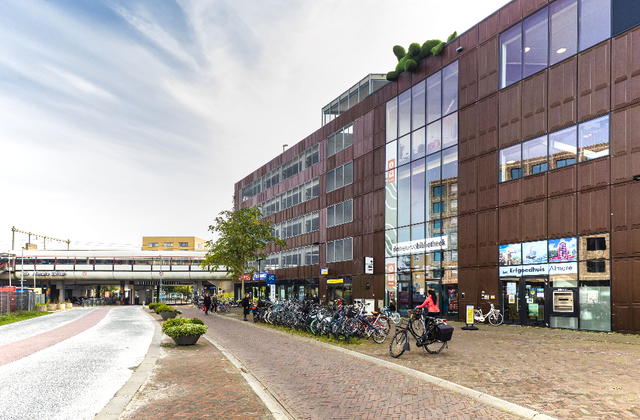 VVV punt bij De Nieuwe Bibliotheek in Almere Buiten