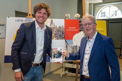 Overhandiging kinderspeurtocht Bolsward.