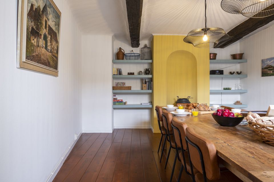 Hoeve Lichtenberg interieur eettafel