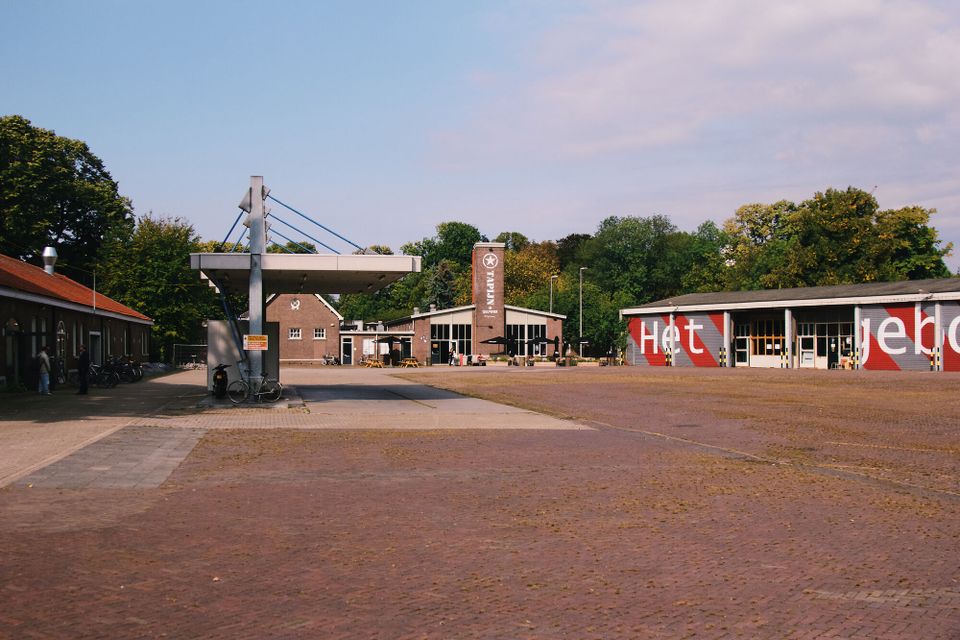 Tapijnkazerne Maastricht site behind garages