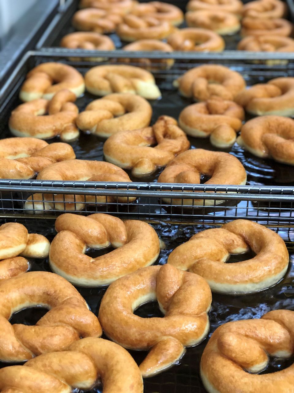 Nonnevotten in het vet van Bakkerij Hermans in Maastricht