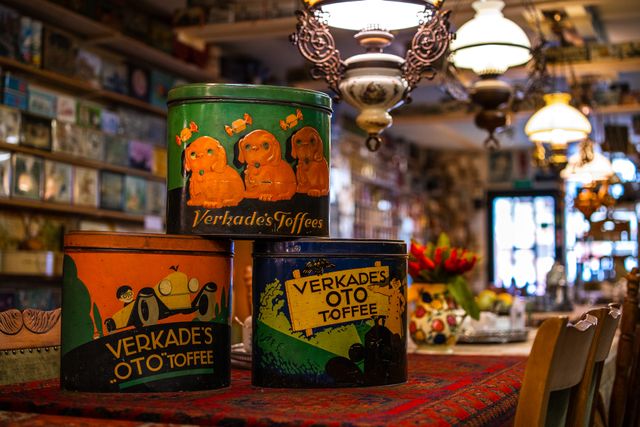 Verkade blikken | Blik Trommel en Oudheden Museum Niezijl