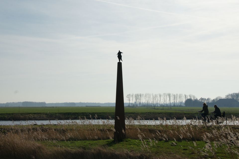 Elfstedentocht beeld Aukje bij Dokkum