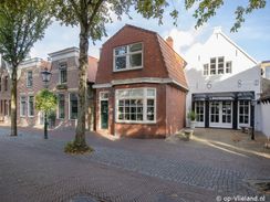 6 peroons vakantiehuis in de dorpsstraat van Oost-Vlieland