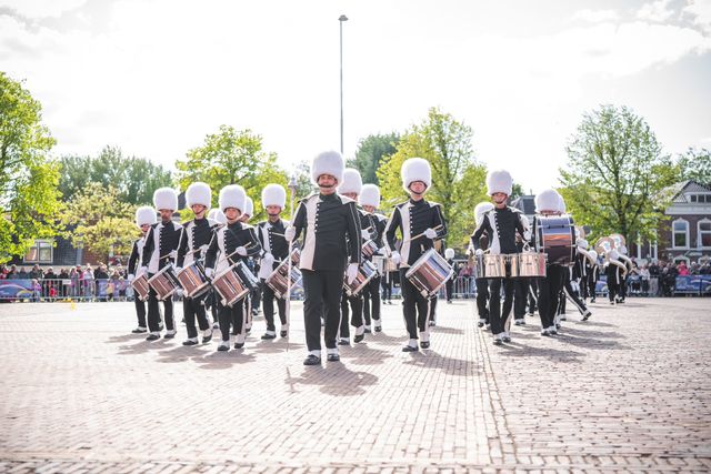 Advendo 80 jaar bij de Streetparade in Sneek
