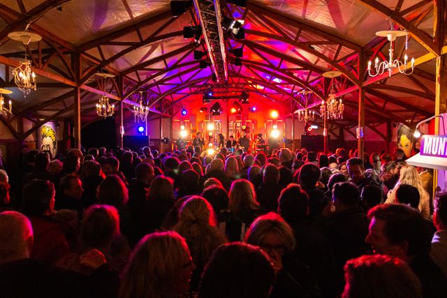 Live 2000 tent  binnenzijde