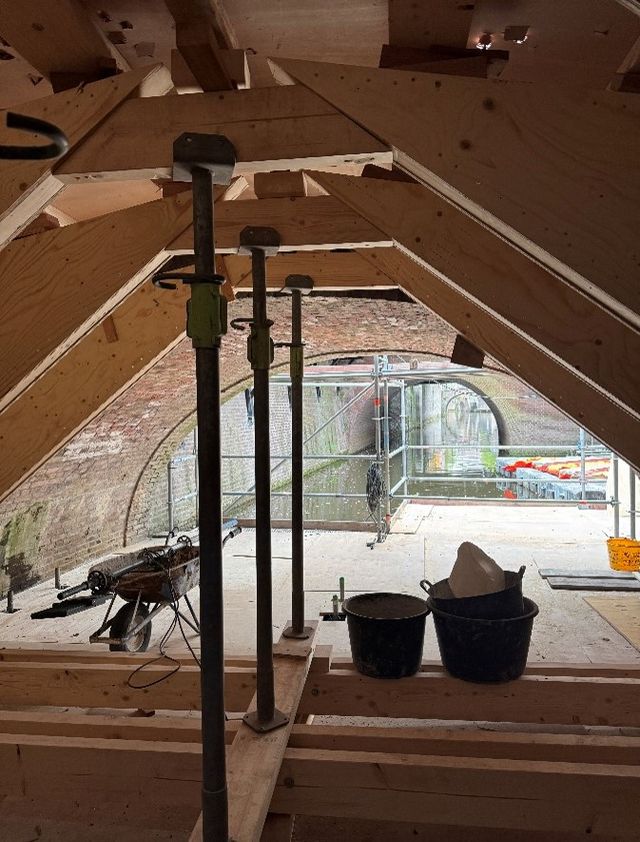 Houten ondersteuning