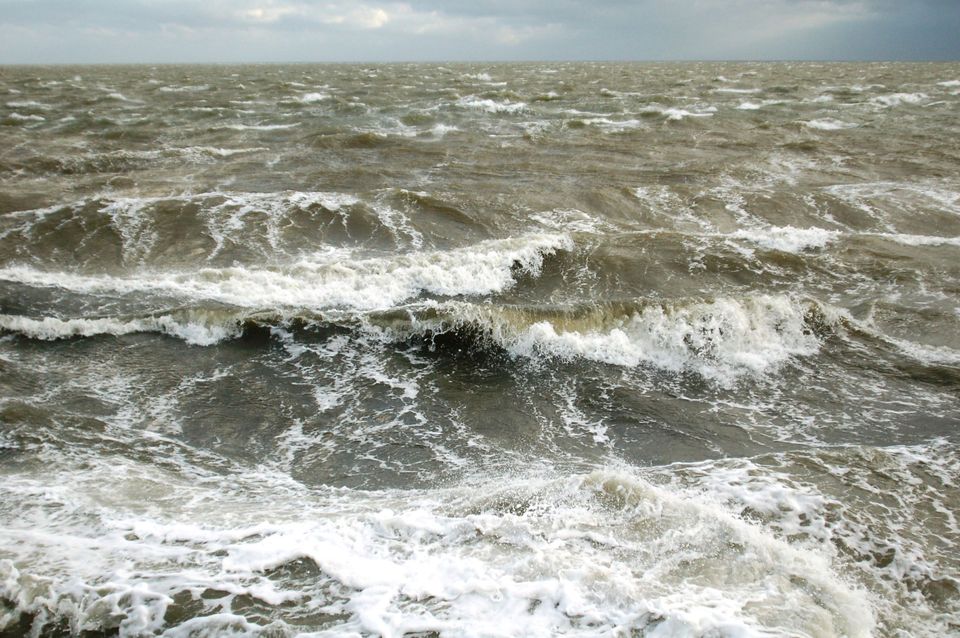 Donkere golven en slecht weer op Vlieland