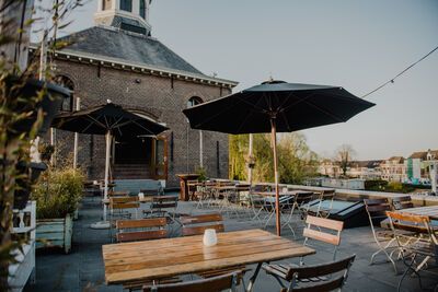 Terras Brassie de Poort
