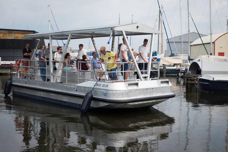 De Jonge Seun is gebouwd door leerlingen van ROC Friesland in Sneek.
