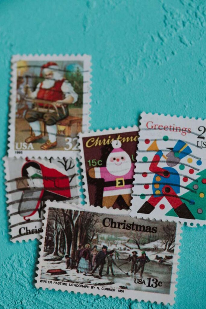 Collage Café: Christmas De-Stress