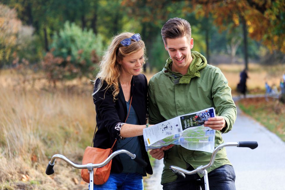 Nationaal Park Hoge Veluwe - Fietsers - natuur
