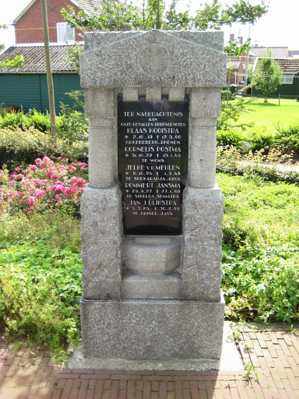 Oorlogsmonument Eanjum