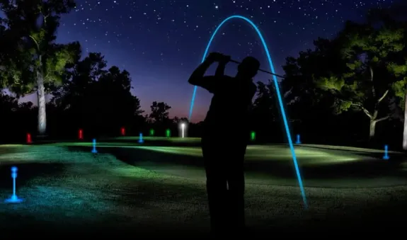 Moonlight pitch & putt