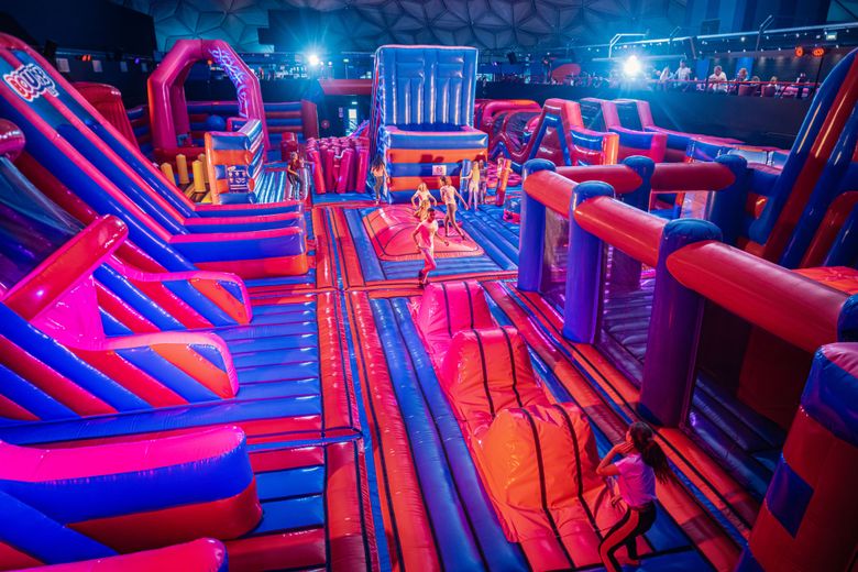 Nearly 1,000 square meters of inflatable park!