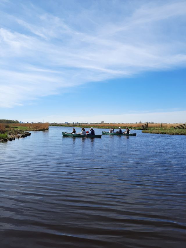Een groepje kanoërs in het Ilperveld.