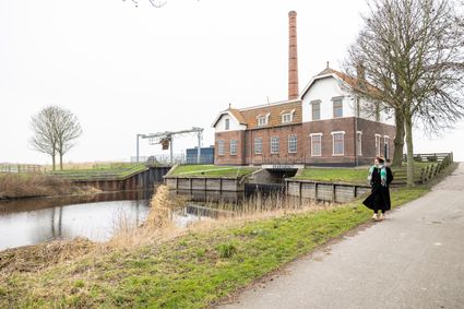 Wandelen langs het gemaal in Echten.