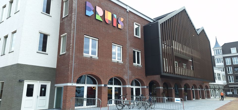 Bruis aan de Markt in Bladel