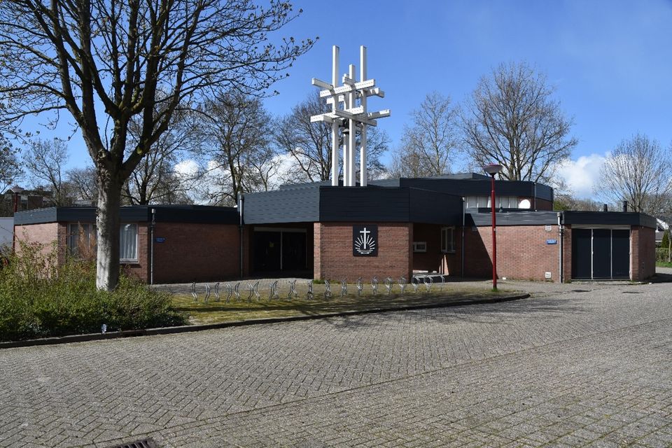 Kerk de Bron, foto gevel/entree, 2021