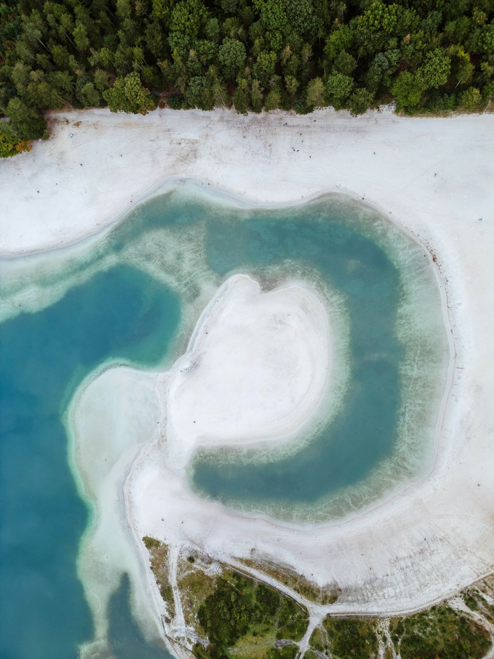 Dronefoto van waterrijk landschap Gasselterveld Drenthe