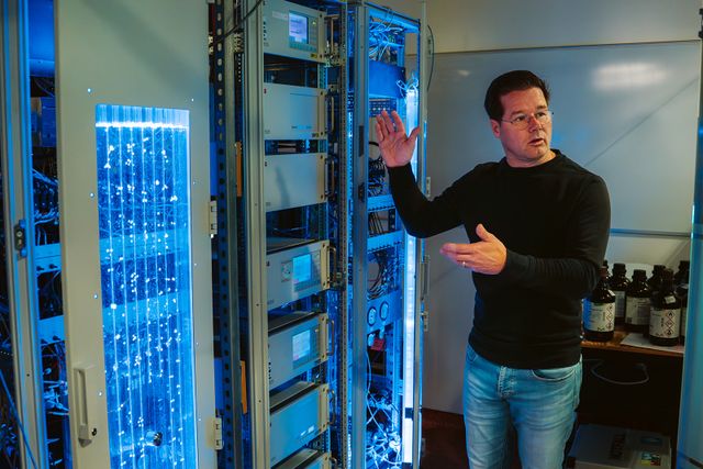 Persreis New Dutch Maastricht Instruments