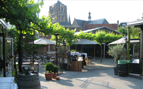 La Cantina buiten eten terras