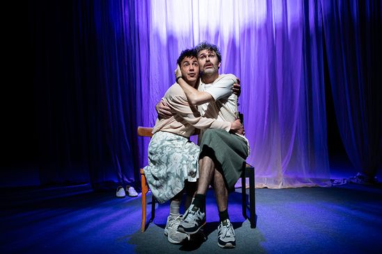 Thomas, Sacha en Jos: Twee Oude Vrouwtjes