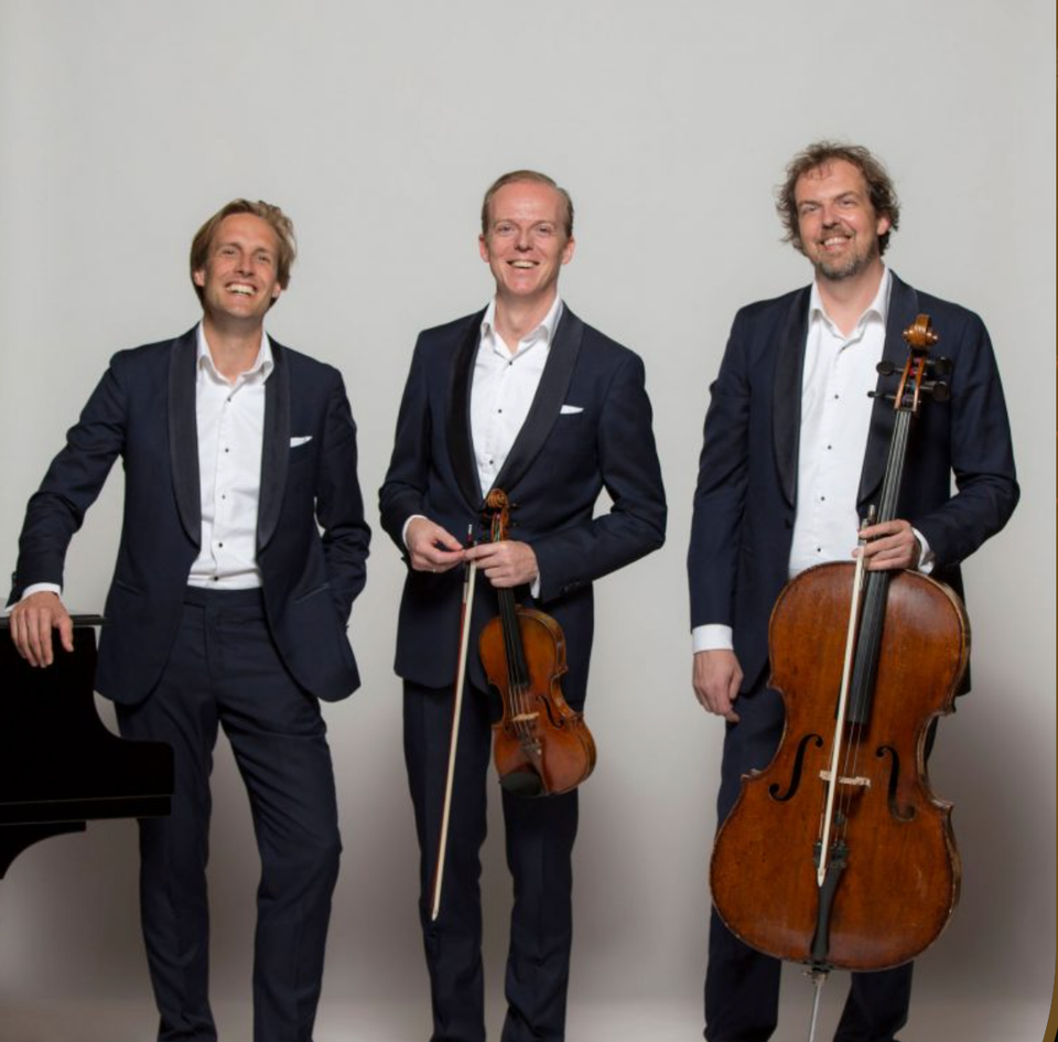 ZOMERCONCERTEN:     STORIONI TRIO