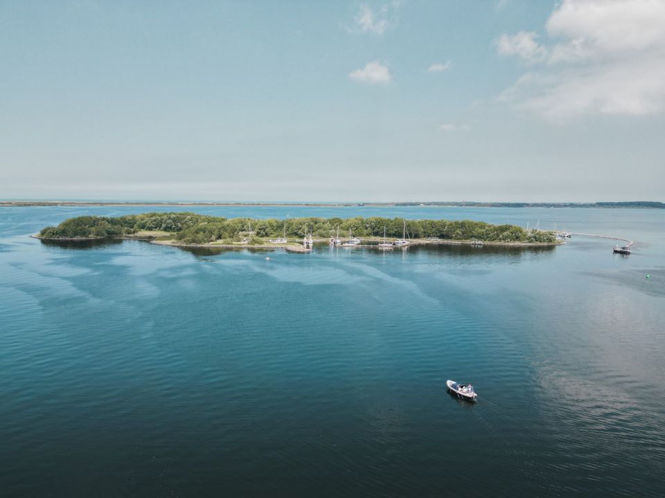 Bootje varen op het Grevelingenmeer