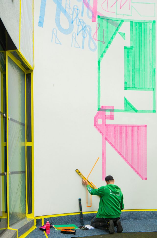 Jeroen Erosie: Alternative Entrance