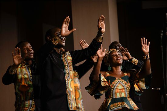 ABA TAANO: De Vreugde van Afrika