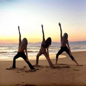 yoga op het strand