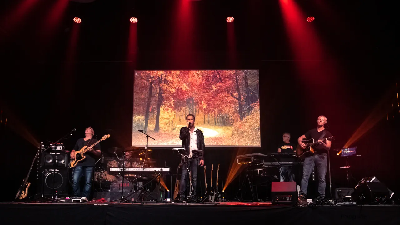Marillion Tribute Dry Land