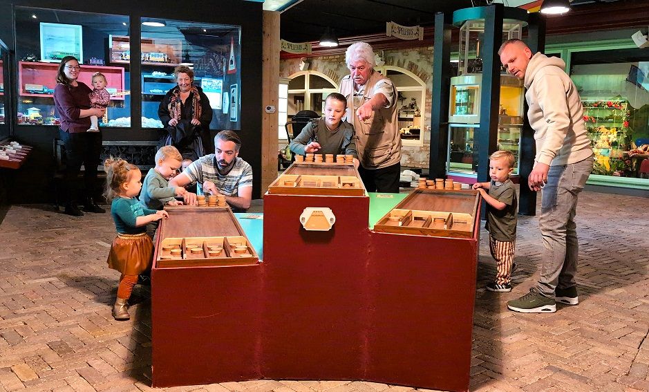 Speelgoedmuseum voor een familie uitje en verjaardagsfeestje