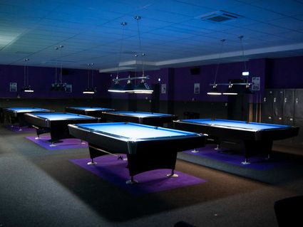 Pooltafels.