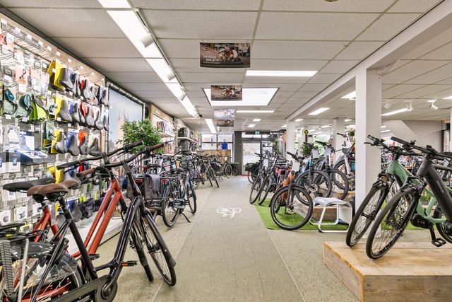 foto binnen bij Bike Totaal Jan de Jonge