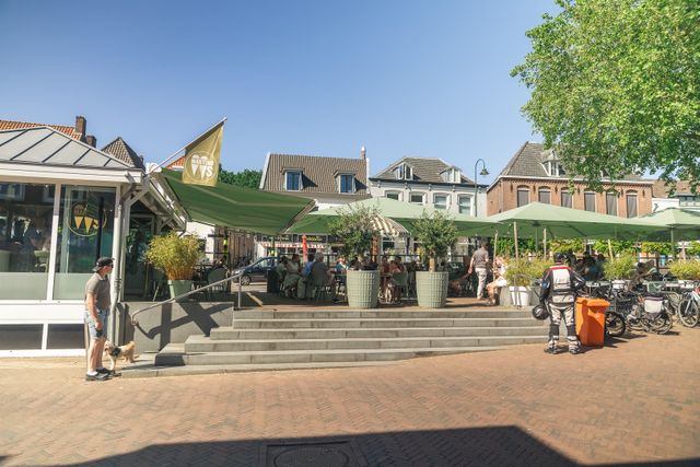 Terras in het centrum van Rhenen.