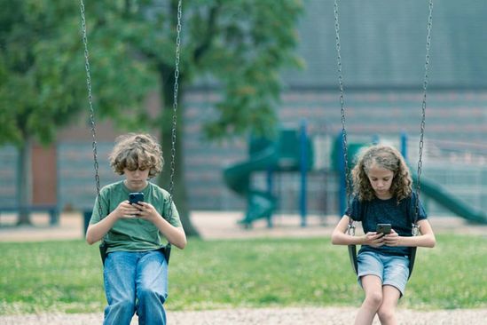 Studium Generale: The Anxious Generation: hoe schadelijk zijn smartphones echt?