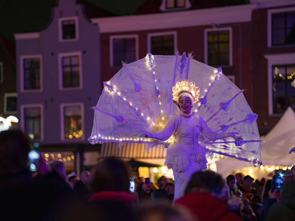 Theateracts in Delft tijdens Lichtjesavond