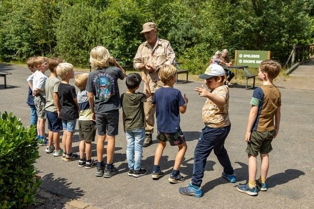 Kindersurvivaldag in Museum Bevrijdende Vleugels