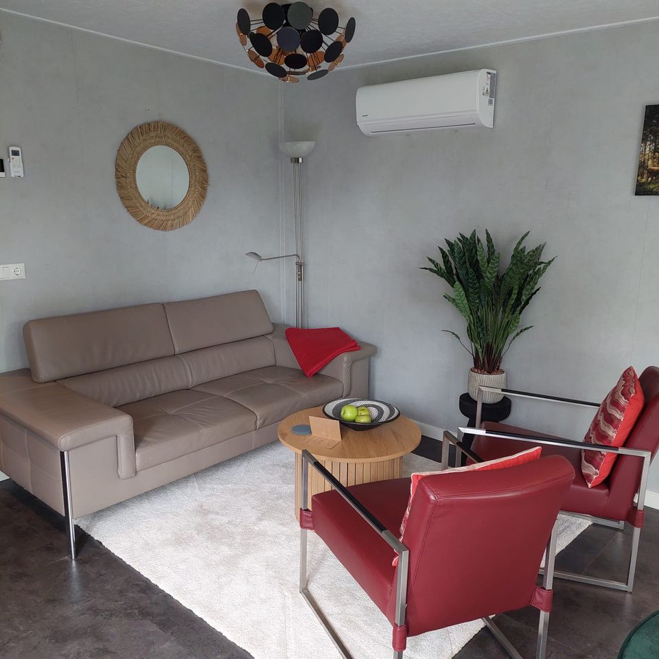 Foto van zitkamer Boshuisje Jari