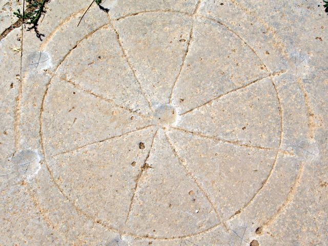 Romeins Rota-spel ingekerfd in steen in Libië.