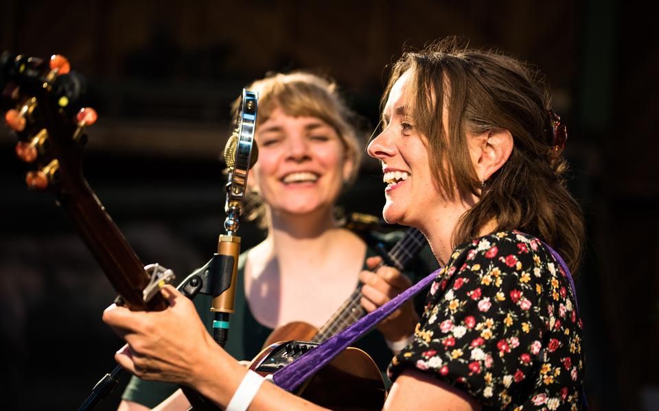 The Lasses 'Folk'