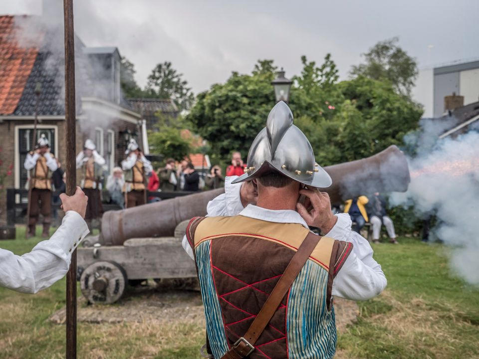 kanon word afgeschoten in sloten