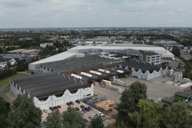 Luchtfoto van het bedrijventerrein Zoeterhage.