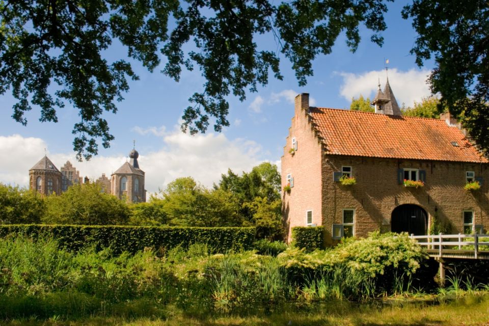 Uitzicht op Kasteel Croy bij Camperplaats Croy