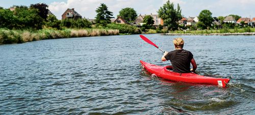 Foto van kano varen op de Linge